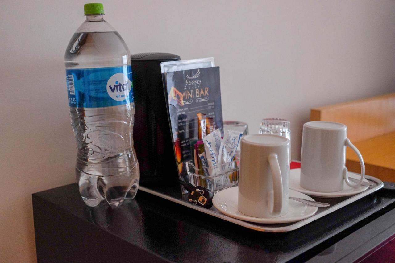 Hotel Senses Equipetrol Санта Крус де ла Сиера Екстериор снимка