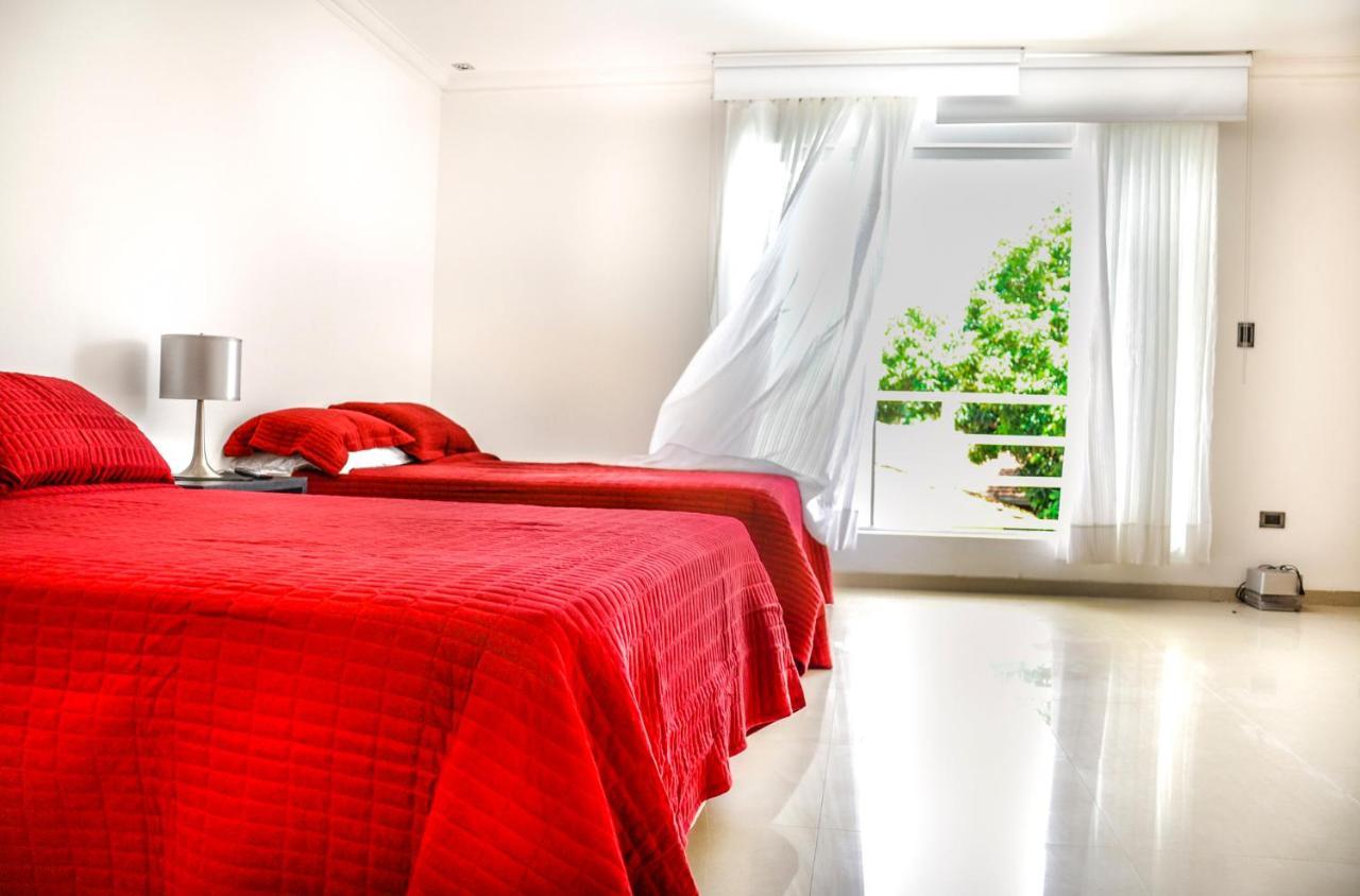 Hotel Senses Equipetrol Санта Крус де ла Сиера Екстериор снимка